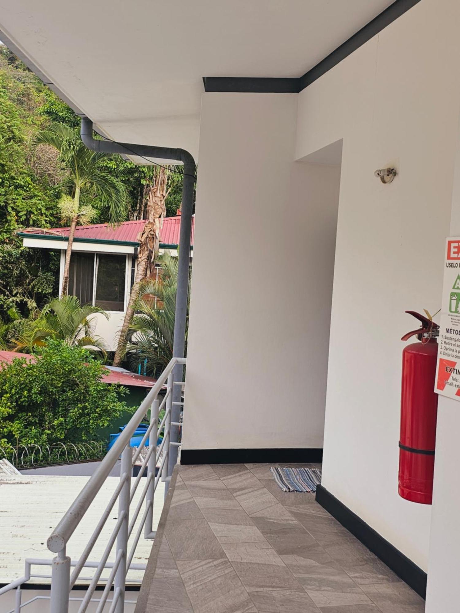 Pura Vida Apartments Quepos Δωμάτιο φωτογραφία